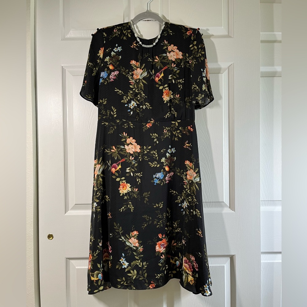 floral + bird printed on polka dot jacquard fabric, swing sleeves w/ buttons, 12
